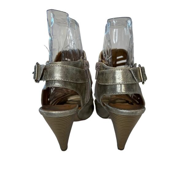 Heart in D Women's Metallic Gold Cage Heel Sandals Size 10 Sling Back Open Toe - Picture 5 of 14